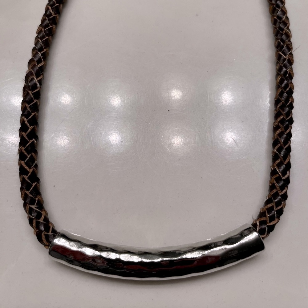 Leather/Silver necklace